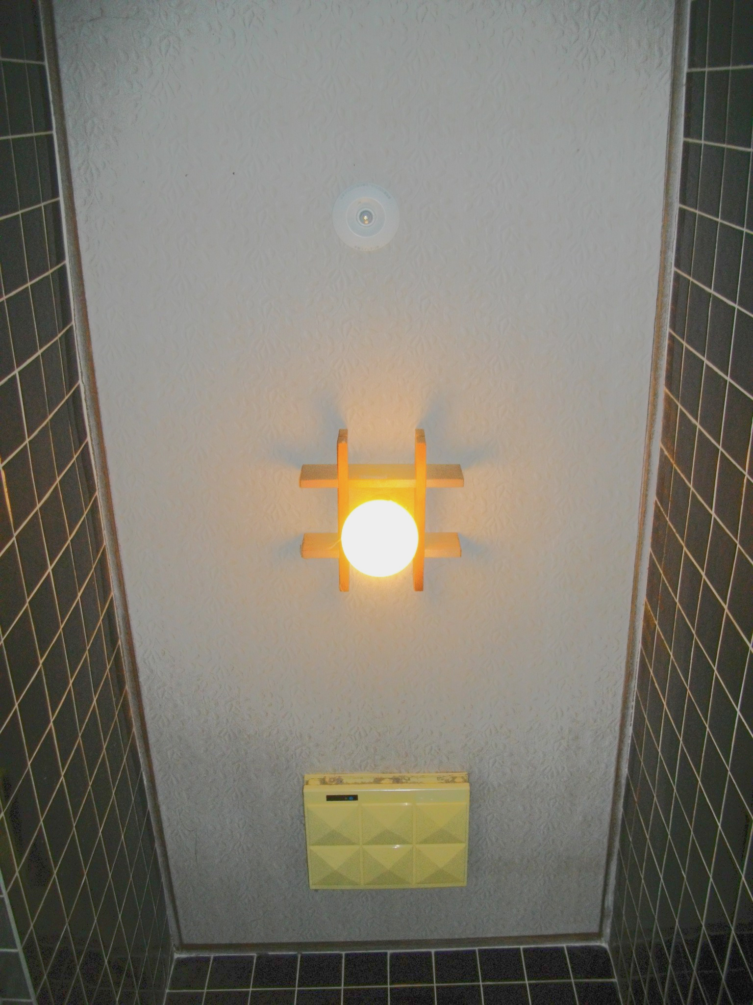 トイレ天井